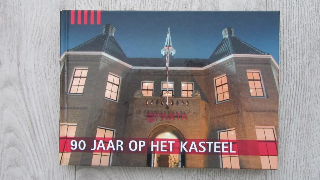 Sparta 90 jaar op het Kasteel-Jubileumboek-Voetbal-Rotterdam, Verzenden, Zo goed als nieuw, Sparta, Boek of Tijdschrift
