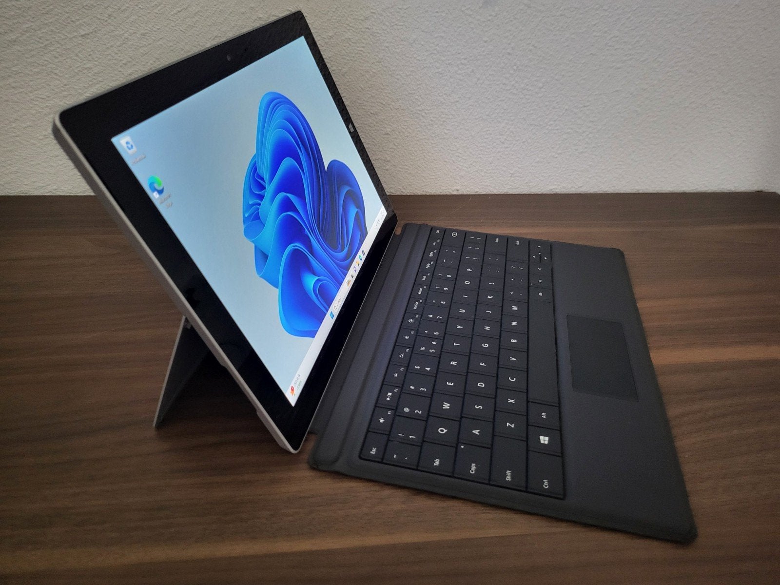 Microsoft Surface 3 – Compact, snel en veelzijdig 128GB SSD, Computers en Software, Windows Tablets, Ophalen of Verzenden, Zo goed als nieuw