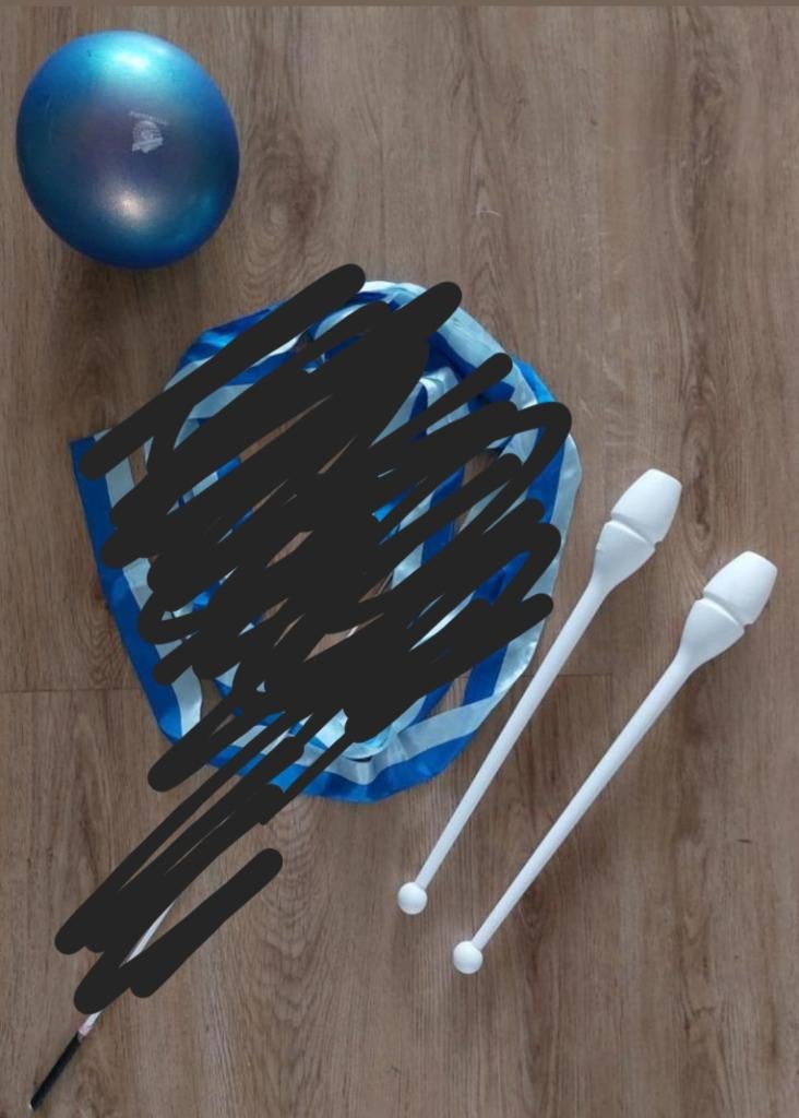 Bal en knotsen voor ritmisch gym, Sport en Fitness, Turnen, Ophalen of Verzenden, Zo goed als nieuw, Kindermaat 146 t/m 176, Blauw