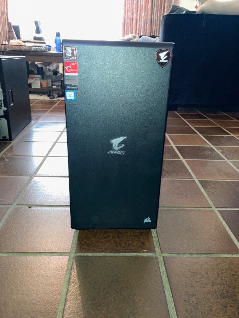 Mid range game PC i7-8700K, 1080Ti, Totaal 2.5 TB SSD opslag, Computers en Software, Ophalen, Gebruikt, 32 GB, Onbekend