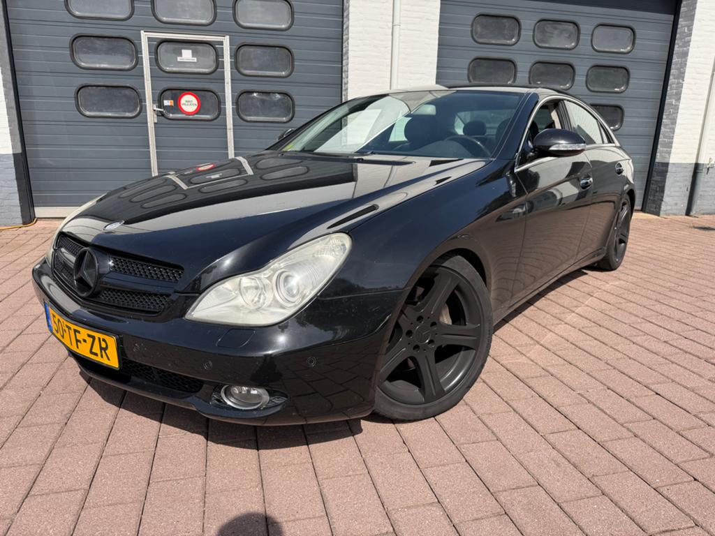 Mercedes-Benz CLS 3.5 Cls350 AUT 2006 Zwart, Auto's, Automaat, Achterwielaandrijving, Zwart, 4 stoelen