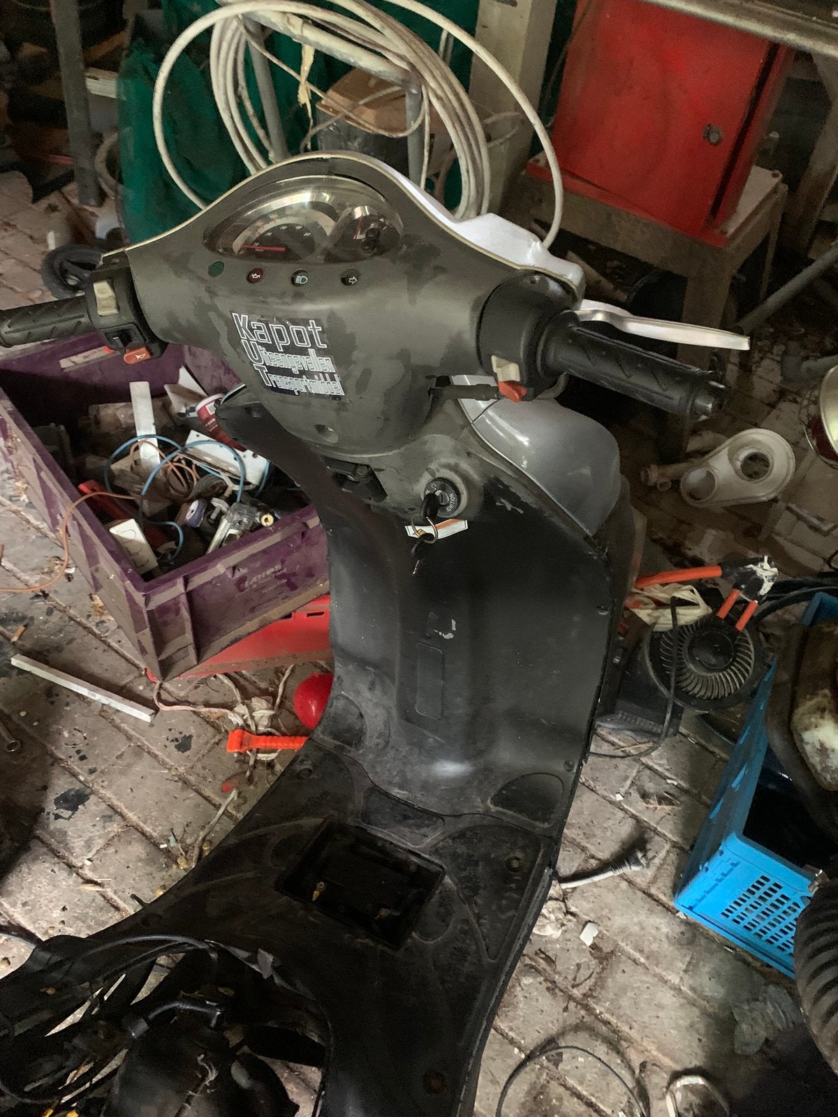 3 project scooters 70cc 2t 50cc 2t 50cc 4t, Ophalen of Verzenden, Zo goed als nieuw, Benzine, Fly
