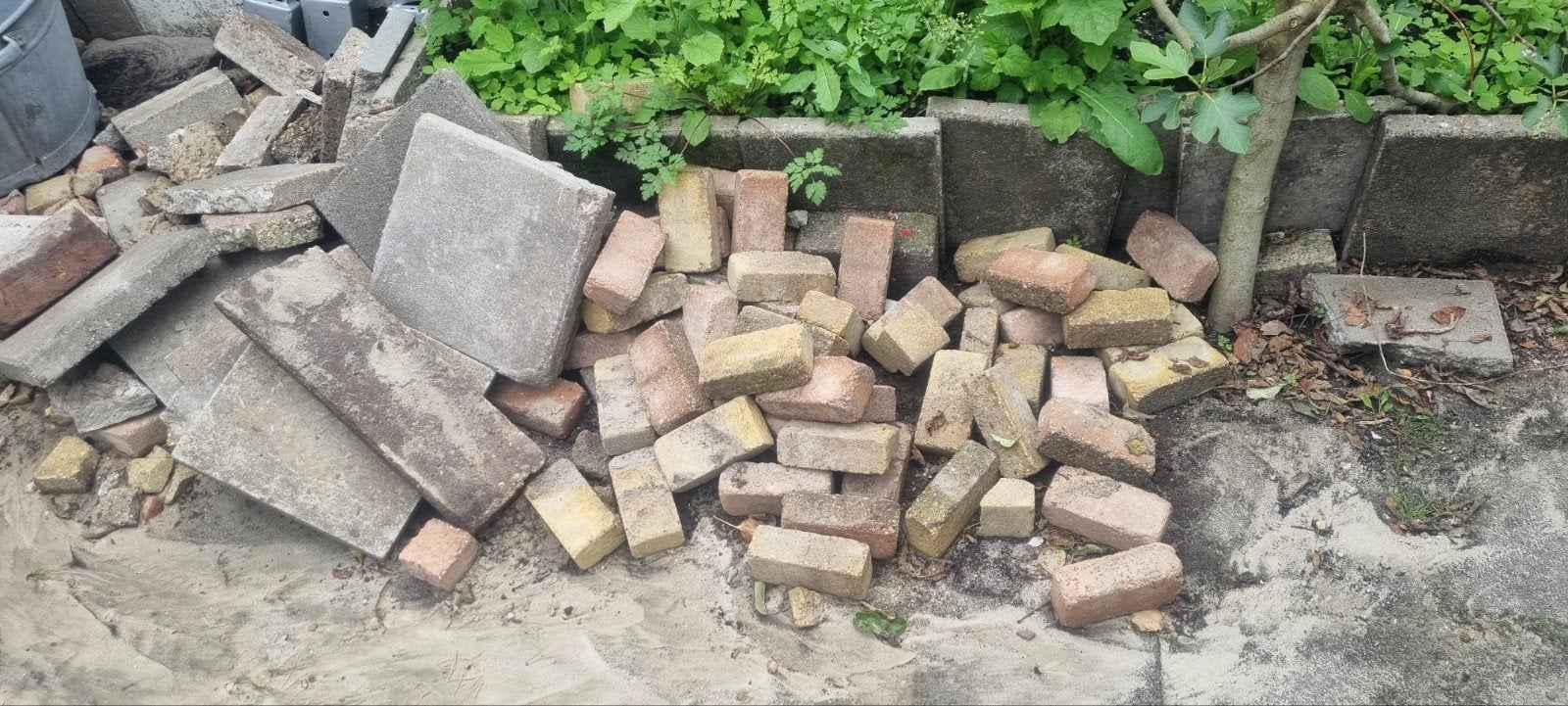 Waaltjes, klinkers en tegels, Ophalen, Gebruikt, Beton, Klinkers