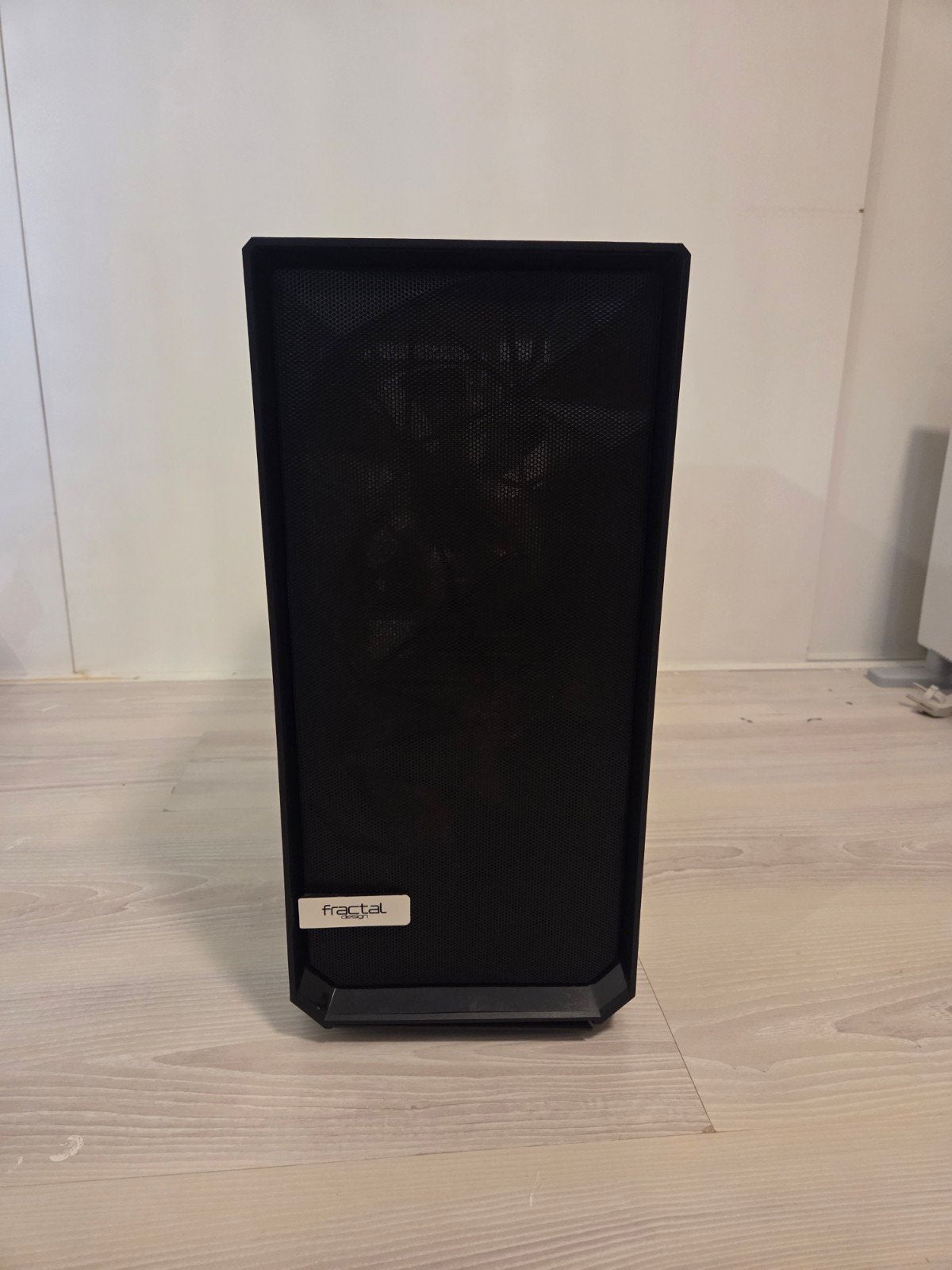 Fractal Design Meshify C, Computers en Software, Computerbehuizingen, Ophalen