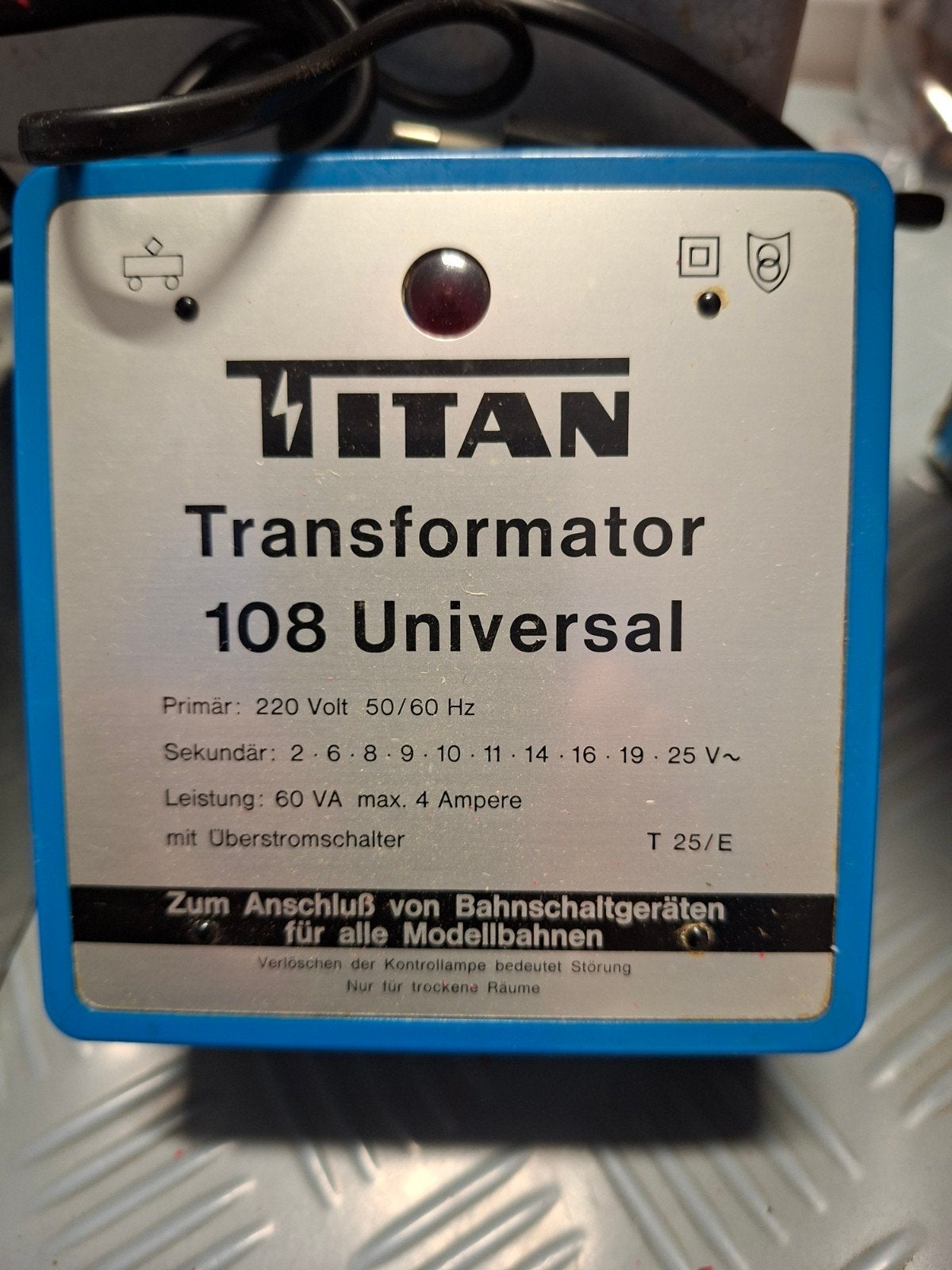 titan trafo, Transformator of Voeding, Gebruikt, Gelijkstroom, Ophalen of Verzenden