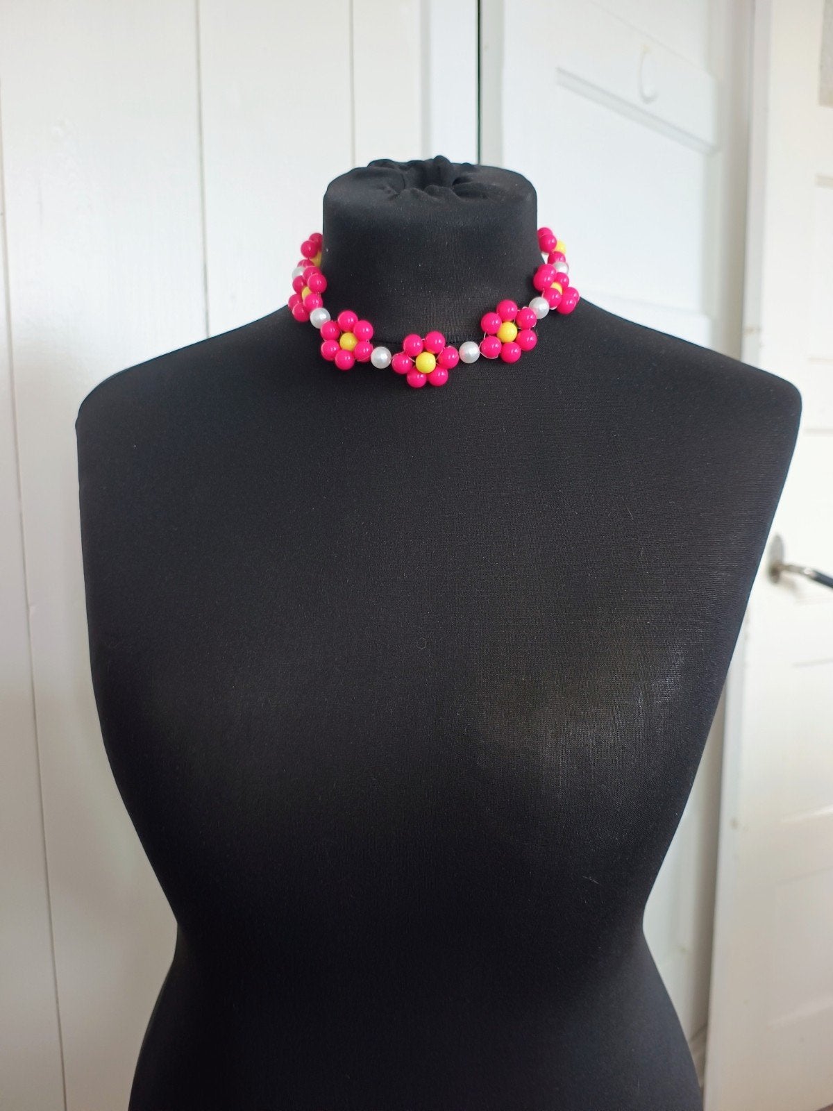 Y2K Kralen Choker Ketting Roze Bloemen – Like New, Ophalen of Verzenden, Nieuw, Roze, Overige materialen