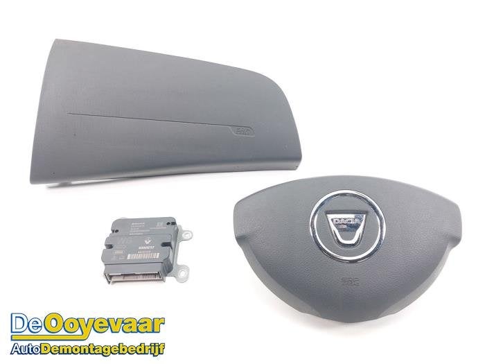 Airbag Set + Module van een Dacia Logan (Logan 2 14-), Dacia, Gebruikt, -, -