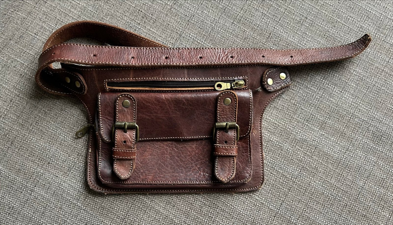 Vintage Leren Heuptas / Schoudertasje - Bruin, Sieraden, Tassen en Uiterlijk, Tassen | Damestassen, Nieuw, Overige typen, Bruin