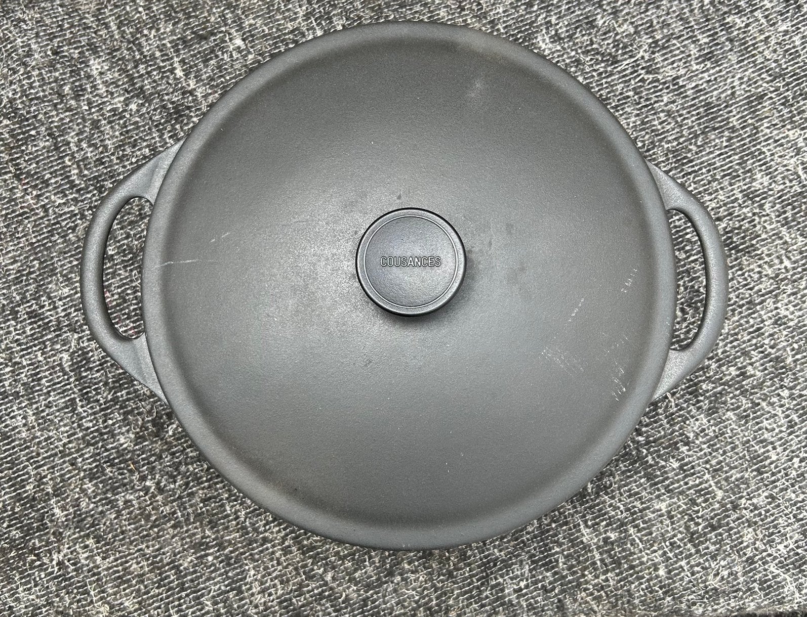 Grote Cousance (gietijzer) pan, Huis en Inrichting, Keuken | Potten en Pannen, Ophalen of Verzenden, Zo goed als nieuw, Gietijzer