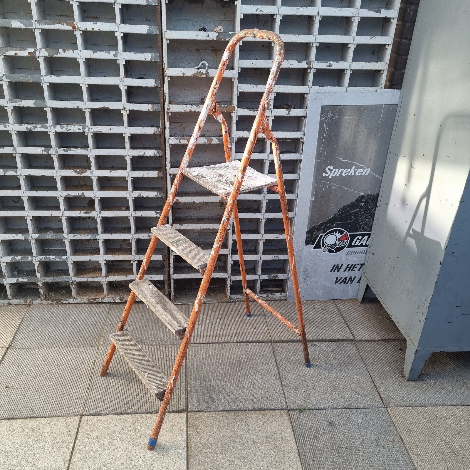 leuke decoratieve trap, vintage huishoudtrap, Ophalen, Minder dan 2 meter