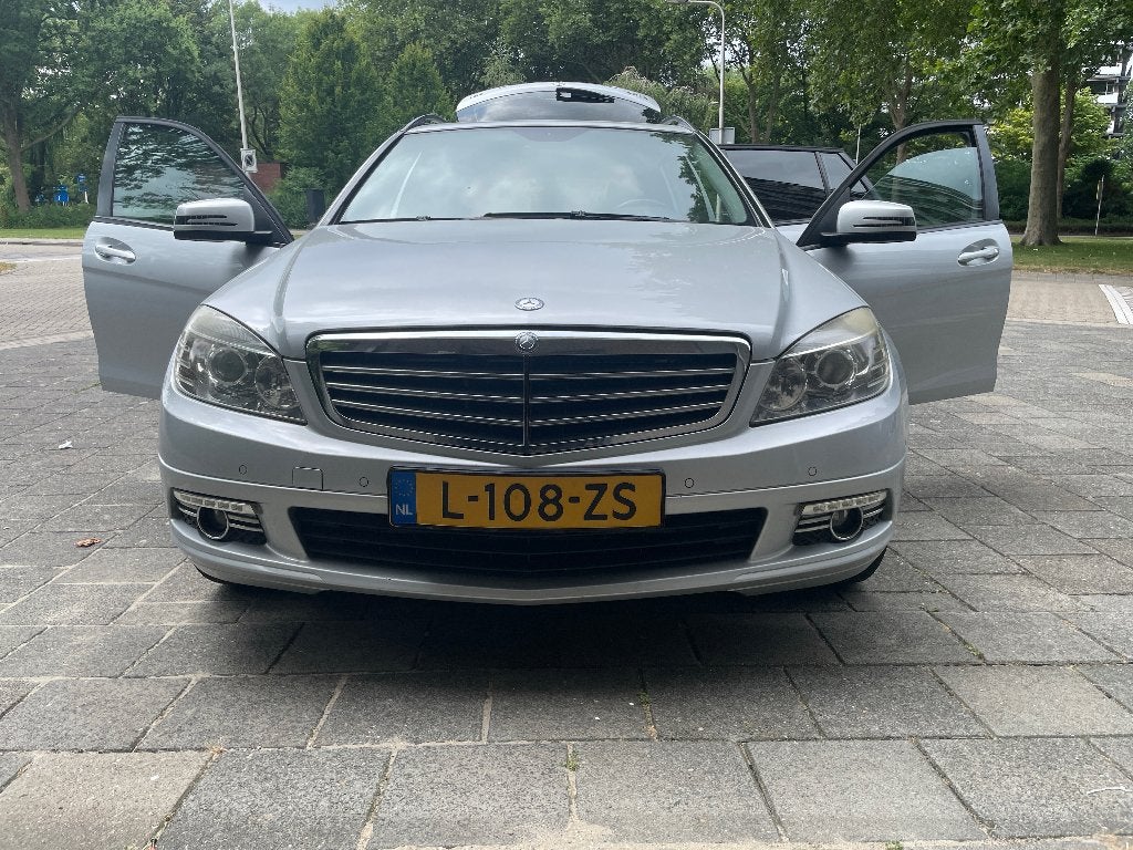 Zeer Komplete Merc C180 CGI T Station €4200.= BJR 2010, Auto's, Automaat, Euro 5, 1800 kg, Zwart