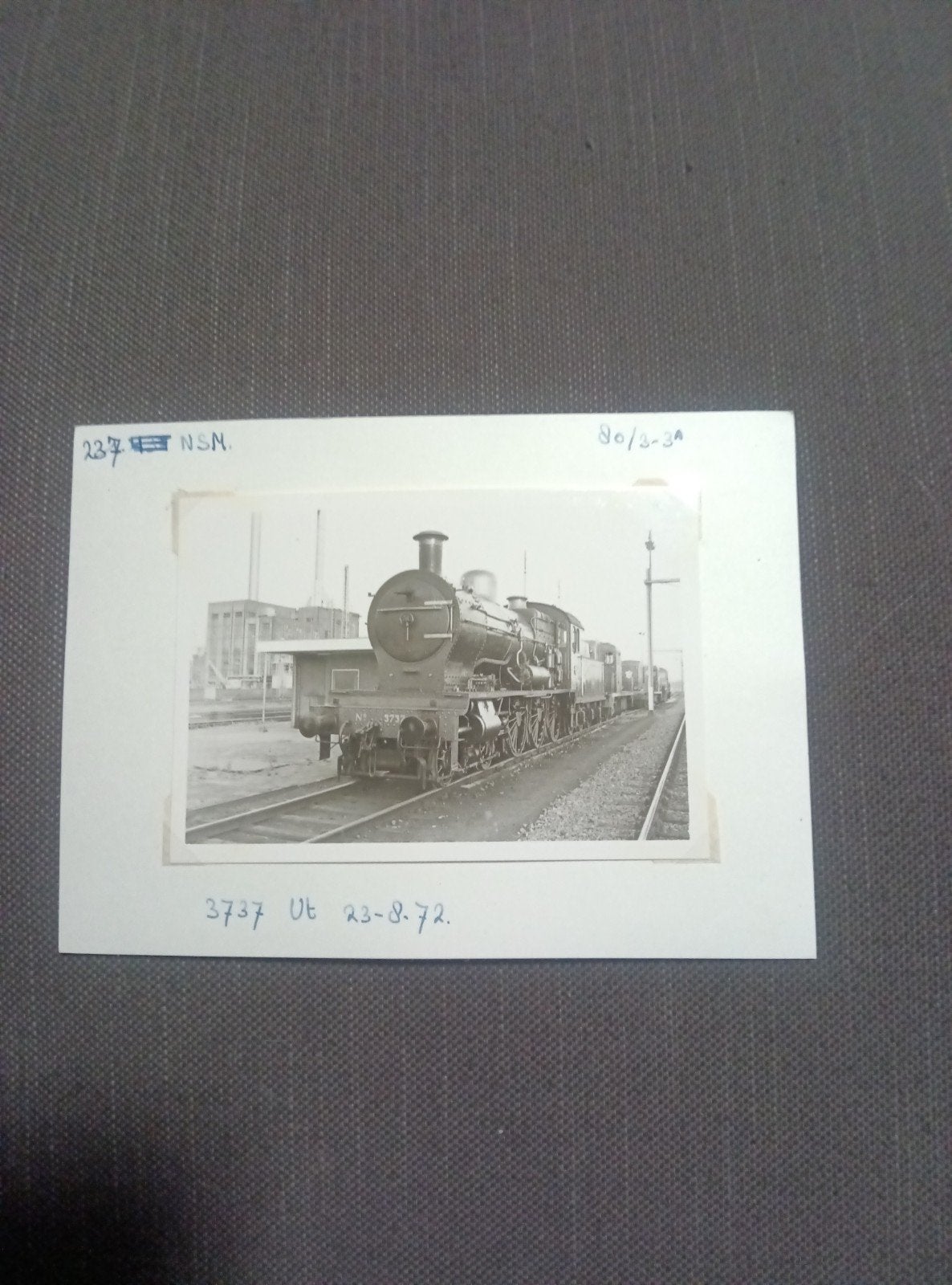 Zwart-wit foto NSM stoomlocomotief 3737 Utrecht 1972, Ophalen of Verzenden