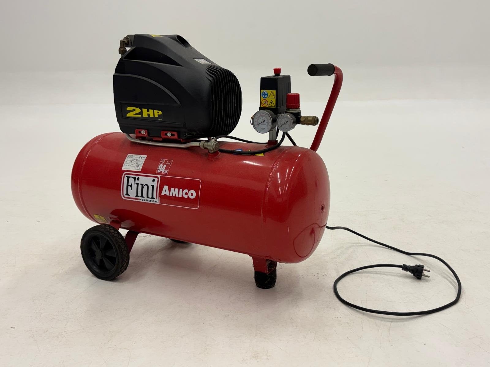 Fini Amico Compressor 2 HP - 94 Liter - Goed Werkend, Doe-het-zelf en Verbouw, Compressors, Ophalen, Gebruikt, 10 bar of meer