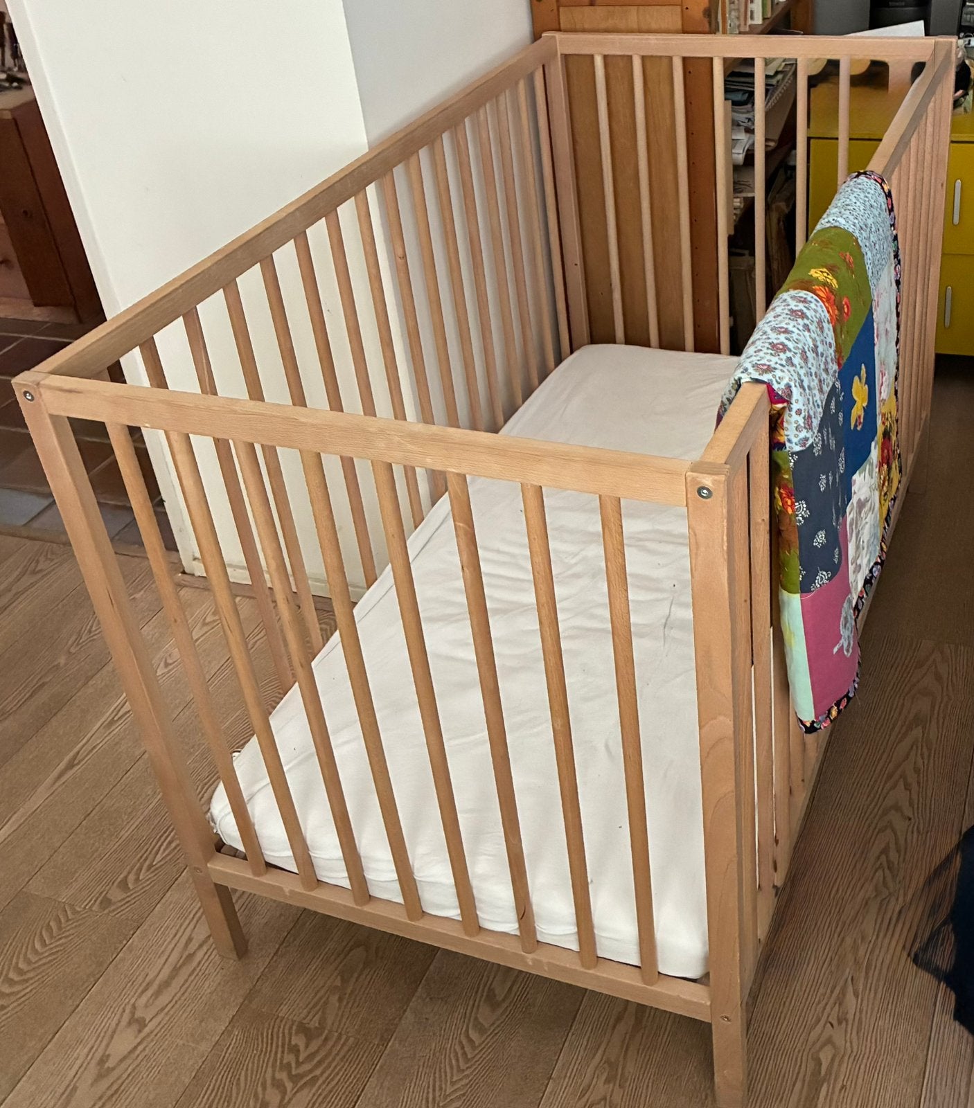 Ikea babybedje, Kinderen en Baby's, Babywiegjes en Ledikanten, Ophalen, Zo goed als nieuw, Ledikant