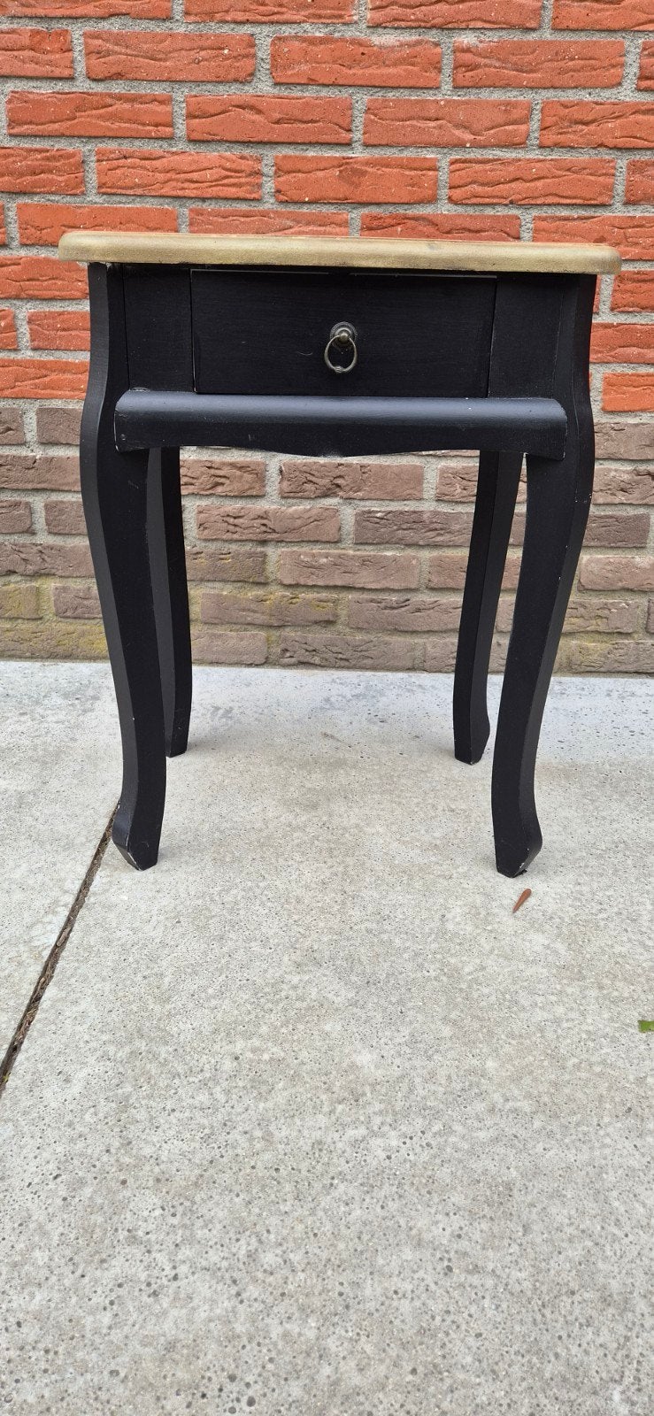 Brocante bijzettafel met lade - Zwart met houten blad, Antiek en Kunst, Ophalen