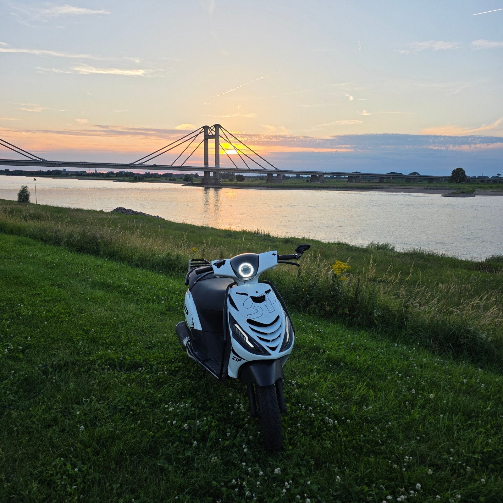 Piaggio zip 80cc malossi, Fietsen en Brommers, Scooters | Piaggio, Maximaal 45 km/u, Zip, Nieuw, Ophalen of Verzenden