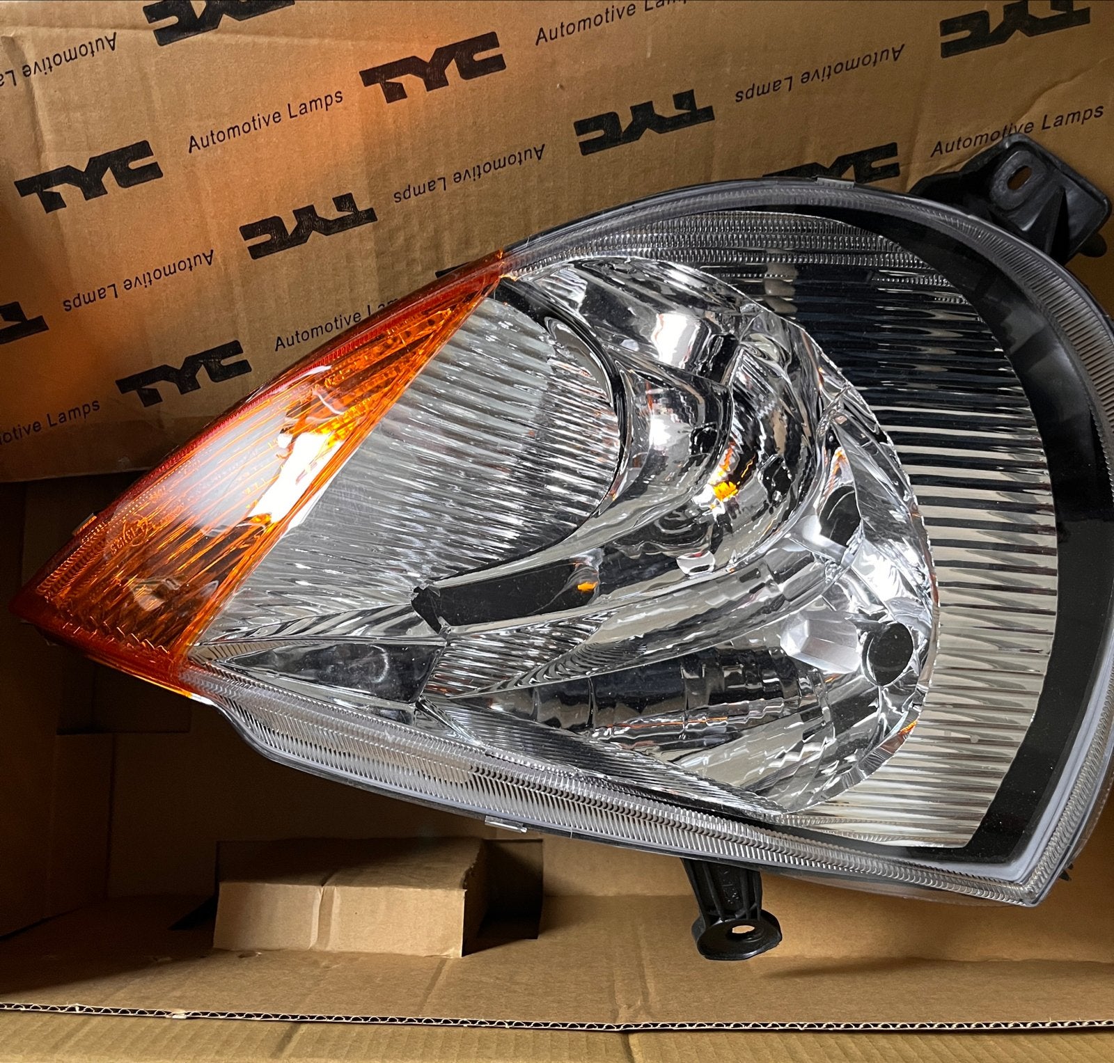 Koplamp links voor Ford KA (1996 - 2008)- Nieuw, Ophalen of Verzenden, Nieuw, Ford