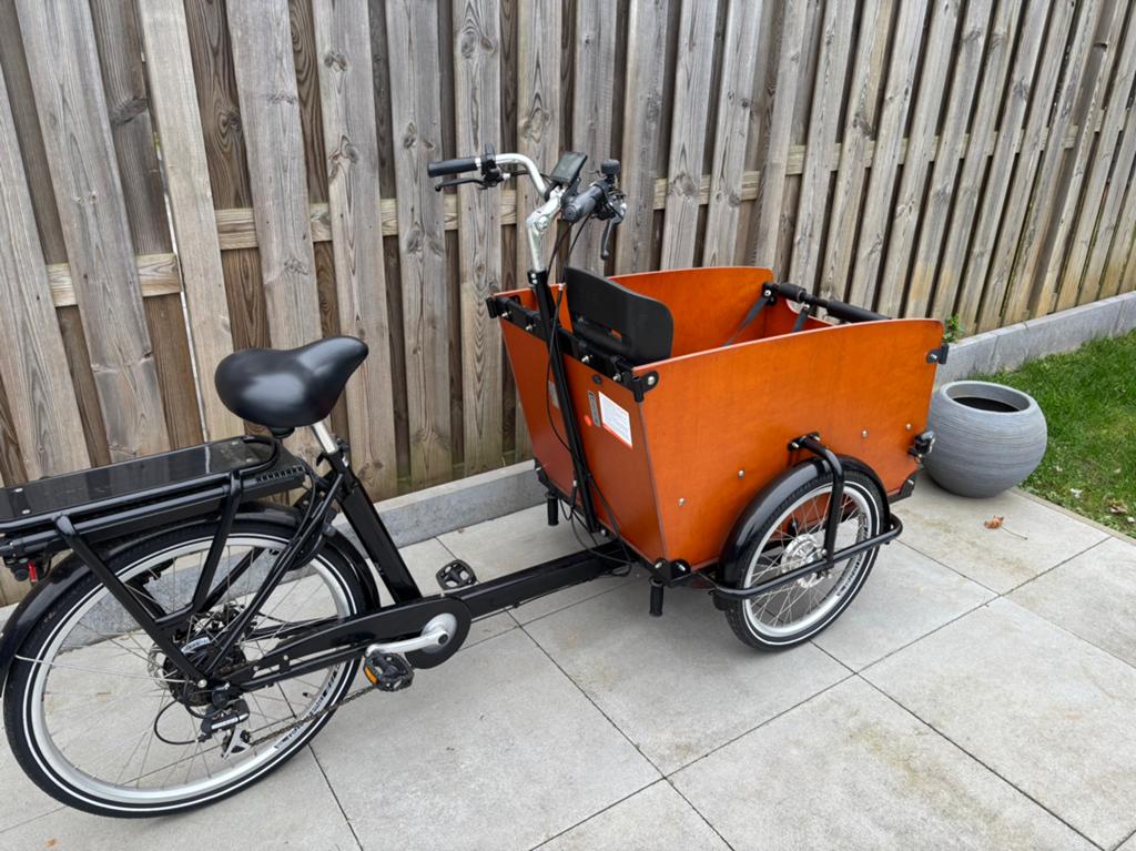 Babboe  big-E bakfiets 2024, Ophalen, Zo goed als nieuw, 4 kinderen of meer