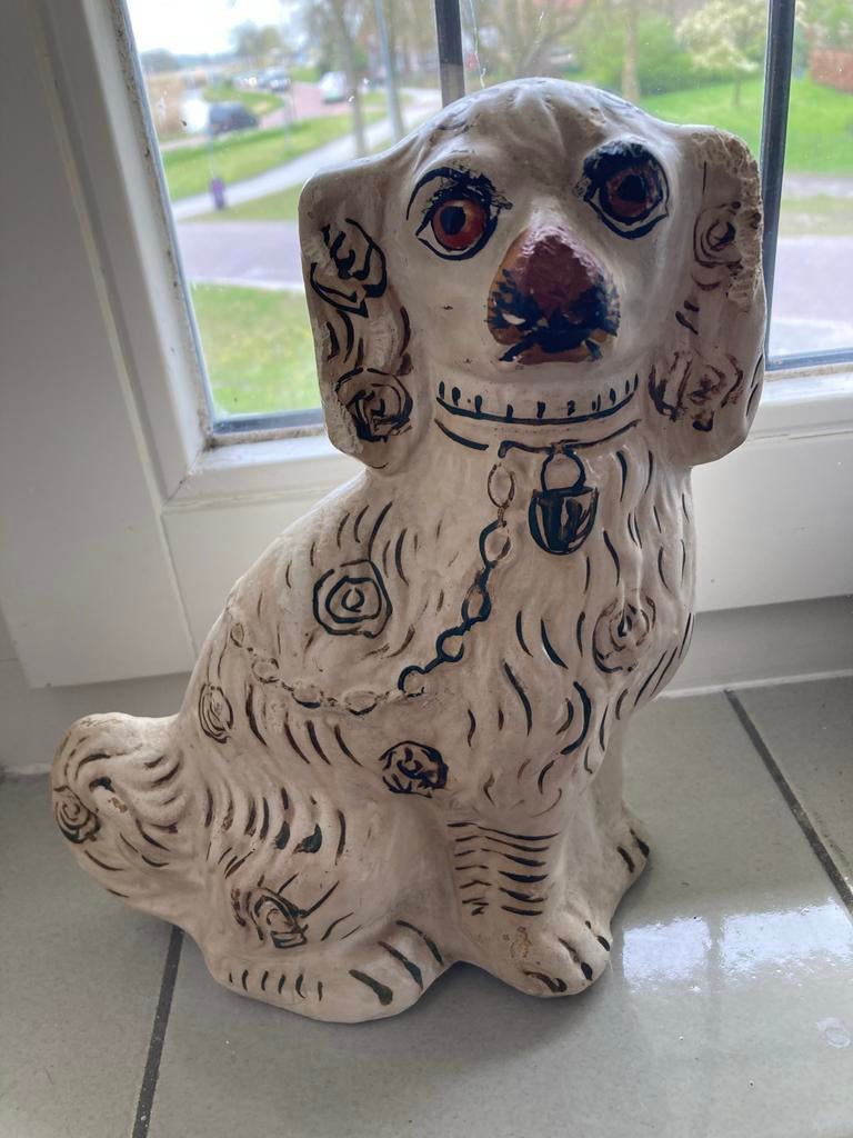 Oude hond van keramiek, Antiek en Kunst, Ophalen