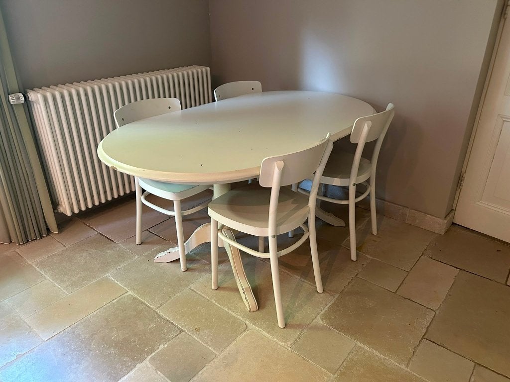 Landelijke stijl witte tafel met 4 witte stoelen ikea, Ophalen, Gebruikt, Wit, Landelijk