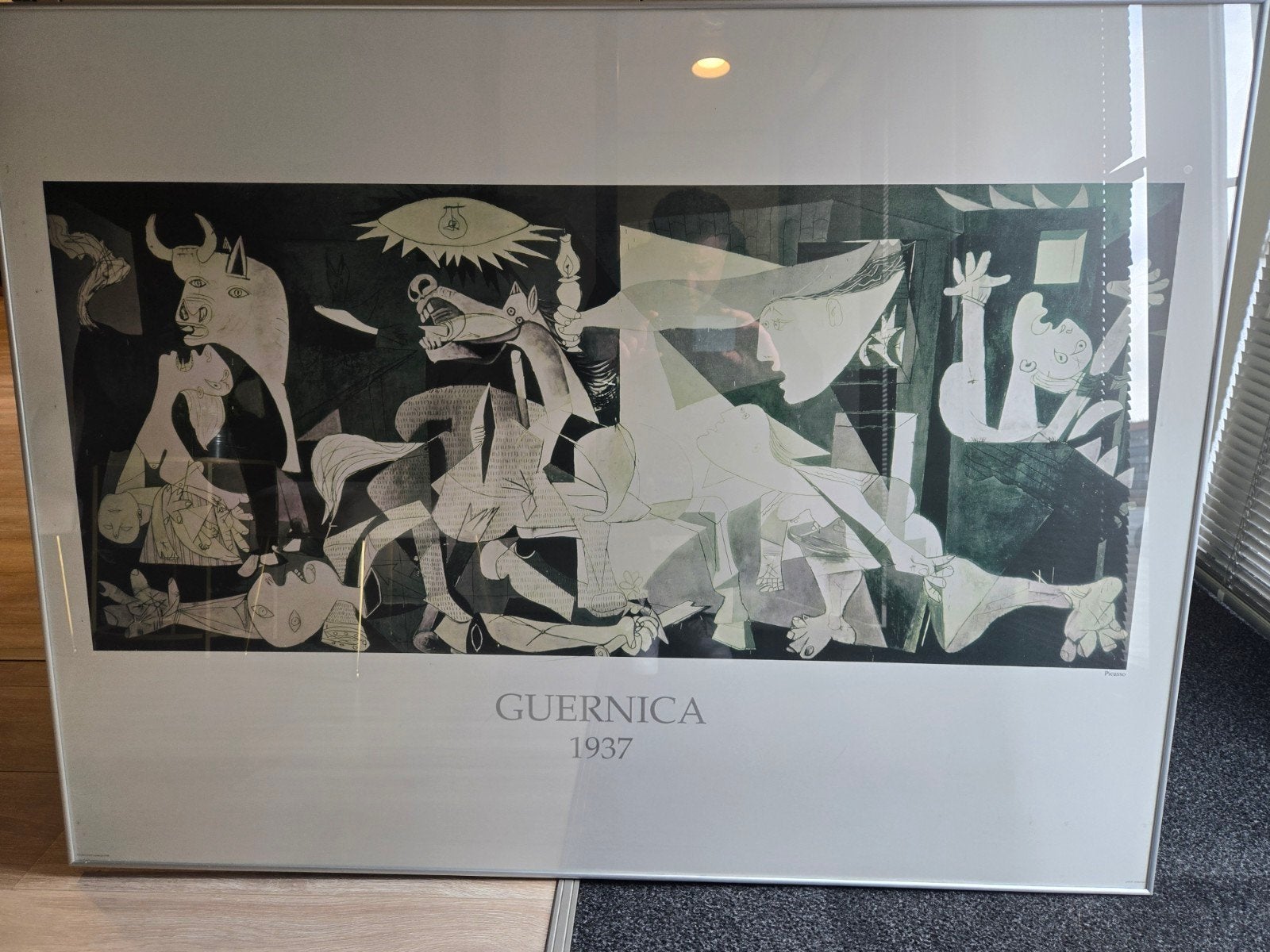 Guernica 1937 - Pablo Picasso reproductie ingelijst, Antiek en Kunst, Ophalen of Verzenden