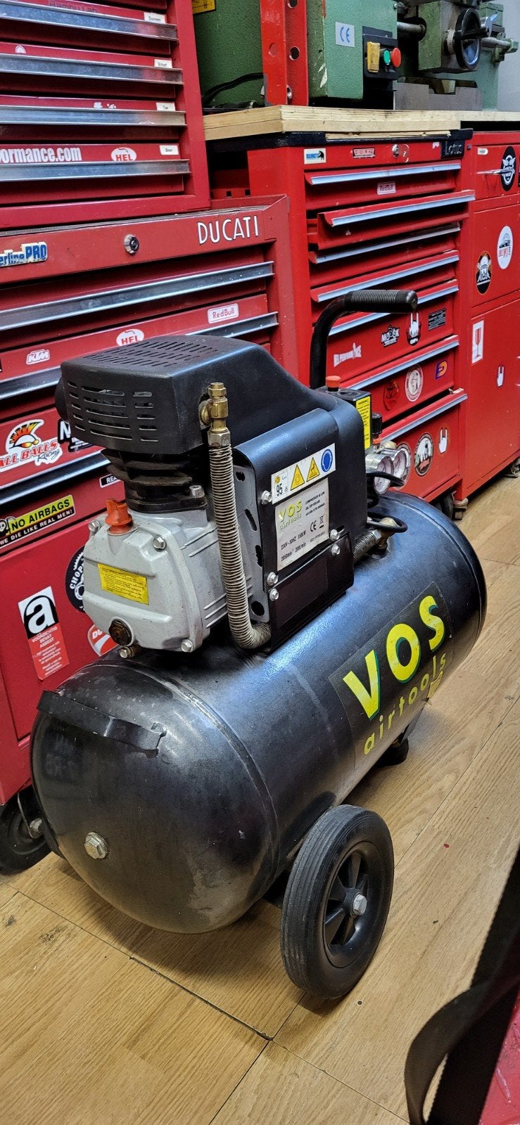 compressor 50l met defect in tank, Doe-het-zelf en Verbouw, Compressors, Gebruikt, Verzenden, 10 bar of meer, 25 tot 100 liter