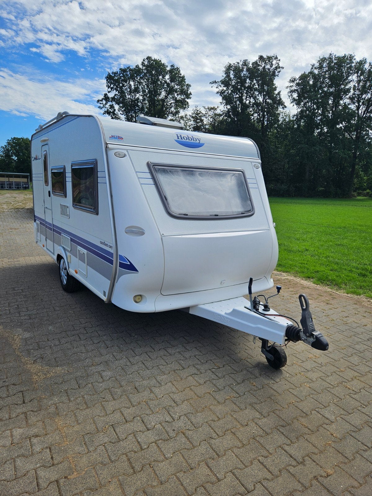 Hobby Excellent Easy SF 400 met Mover en Nieuwe Matras, Vast bed, Hobby, Schokbreker, Treinzit