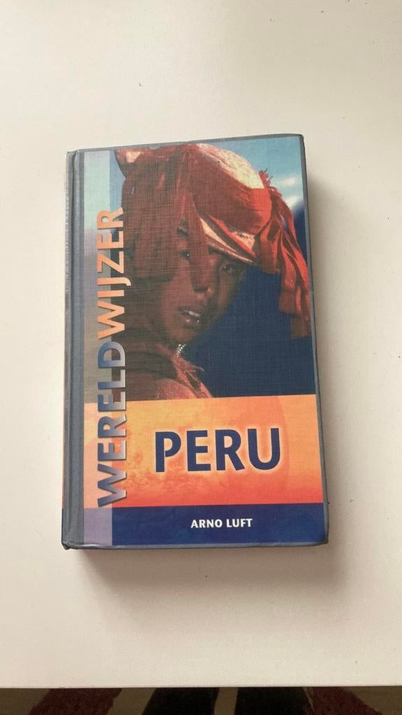 A. Luft - Peru, Boeken, Ophalen of Verzenden, Zuid-Amerika, Reisgids of -boek, Gelezen