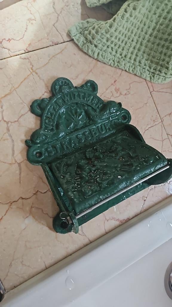 Brocante WC rolhouder - Groen gietijzer, Ophalen of Verzenden