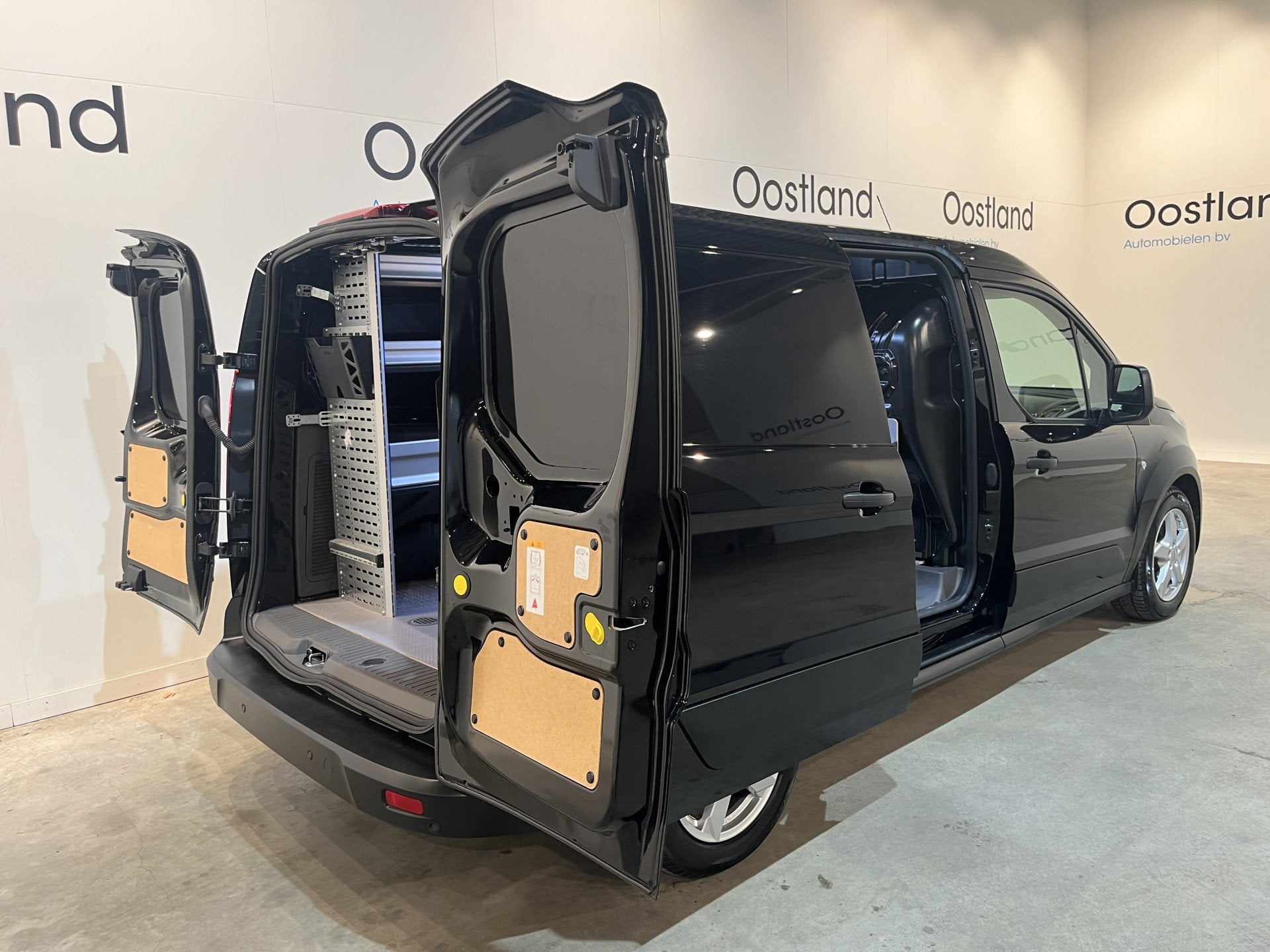 Ford Transit Connect 1.0 Ecoboost L2 Trend Benzine Servicebu, Voorwielaandrijving, Gebruikt, Met garantie (alle), 14 km/l