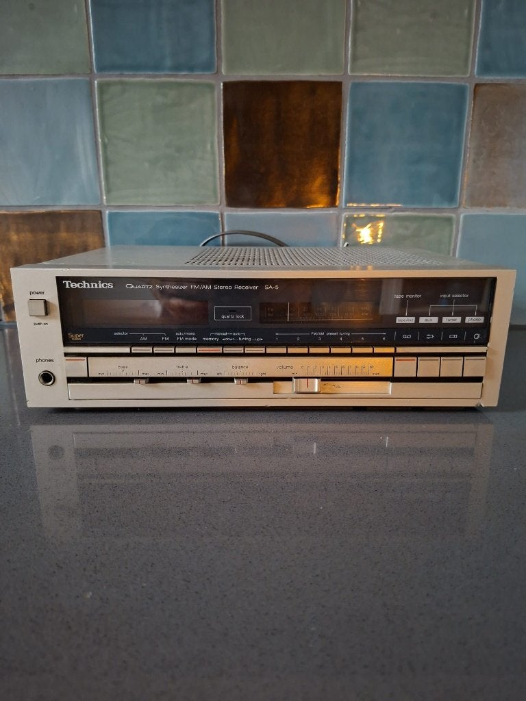 Technics Quartz Synthesizer FM/AM stereo receiver SA-5, Ophalen of Verzenden, Gebruikt, Minder dan 60 watt, Overige merken