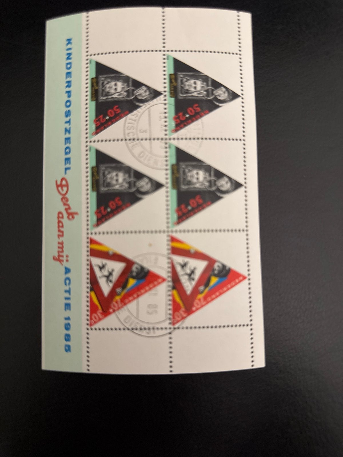 Blok Kinderpostzegels 1985 - gestempeld velletje, Postzegels en Munten, Postzegels | Nederland, Ophalen of Verzenden, Na 1940