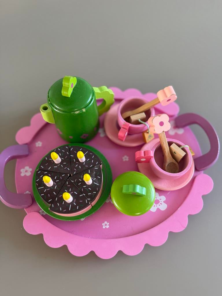 Houten theeservies met taartje, Ophalen of Verzenden, Gebruikt
