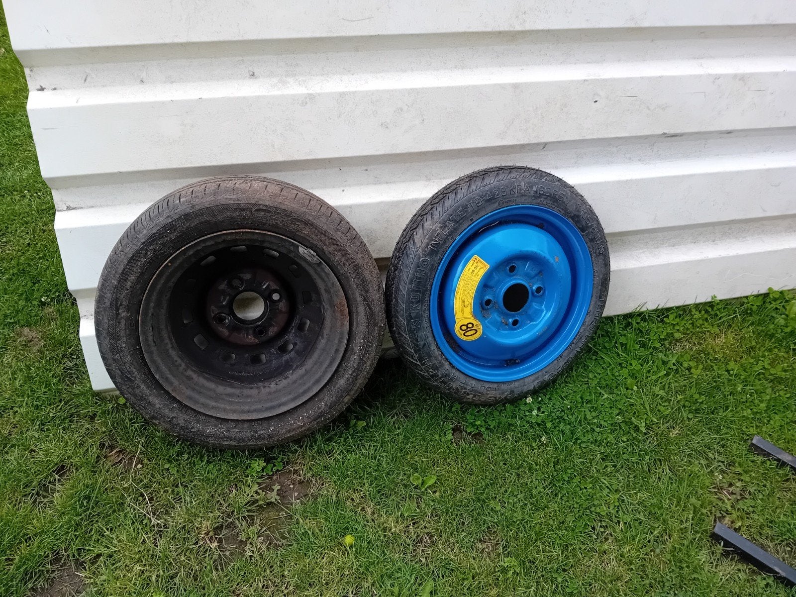 Thuiskomertje te koop. reservewiel, Ophalen of Verzenden, Gebruikt