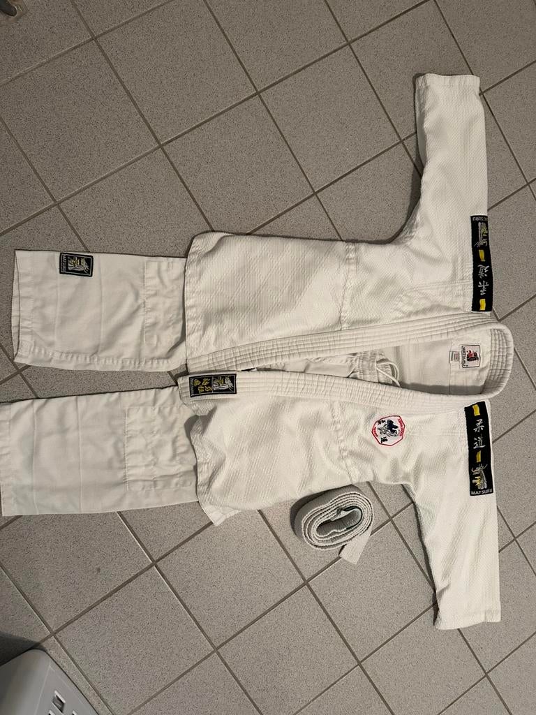 Te koop Judopak maat 130, Maat XS of kleiner, Ophalen of Verzenden, Zo goed als nieuw, Judo