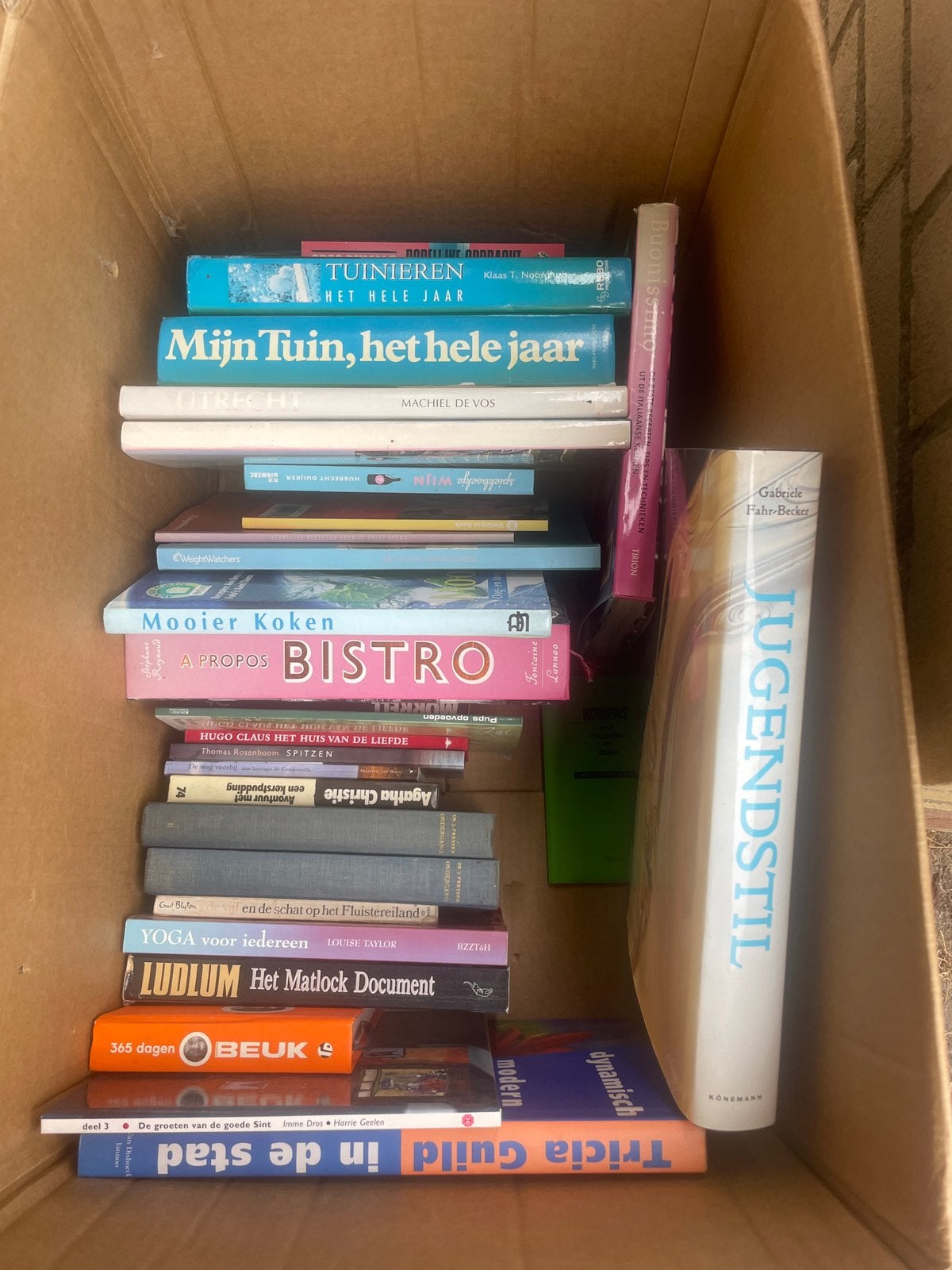 Gratis boeken, kunst, literatuur, thrillers etc, Ophalen, Zo goed als nieuw