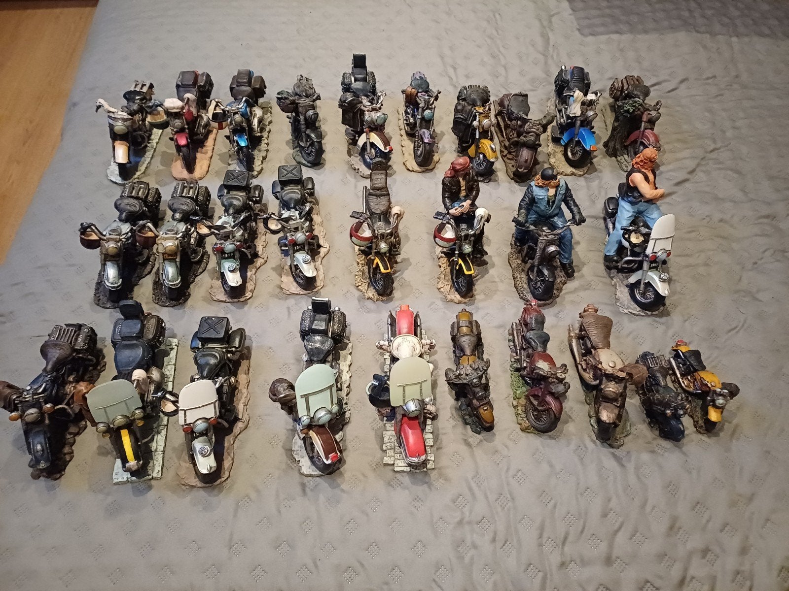 Grote collectie van 28 polystone Harley Davidson beelden, Ophalen, Gebruikt, Jongen of Meisje