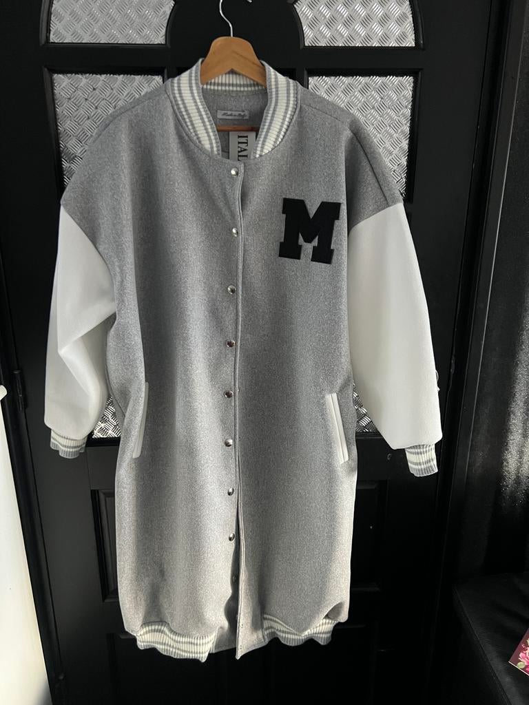 Grijze baseball jas nieuw, Ophalen of Verzenden, Nieuw, Grijs, Jas of Mantel