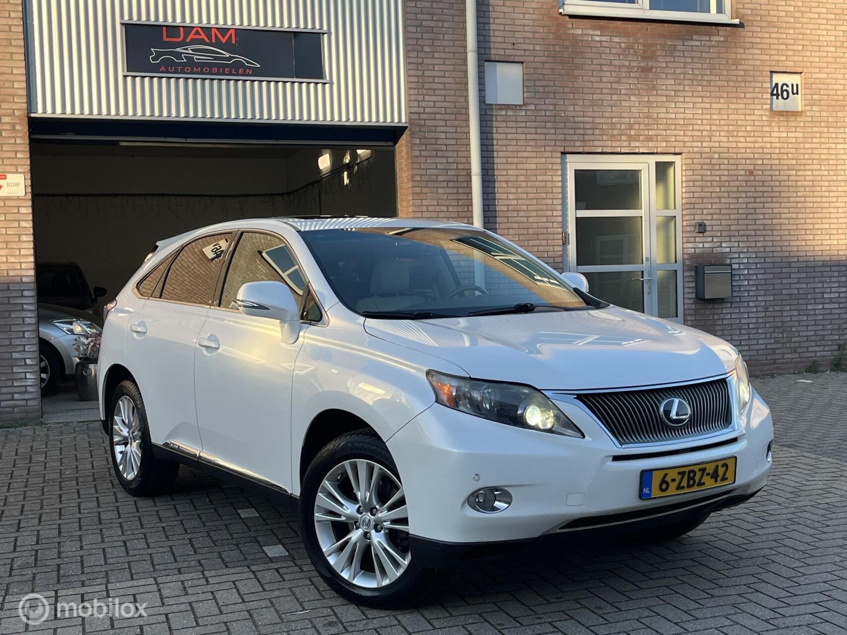 Lexus RX 450h 4WD President LEDER, Pano,Navi, Camera! Fijne, Automaat, Gebruikt, Beige, 138 €/maand