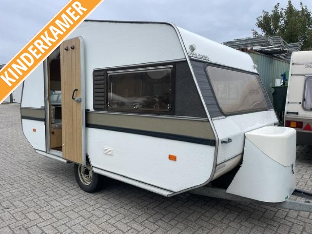 Solifer Artic 40 T 1979; 2xzit stapelbed tent, Dwars-stapelbed, Solifer, Bedrijf, Treinzit