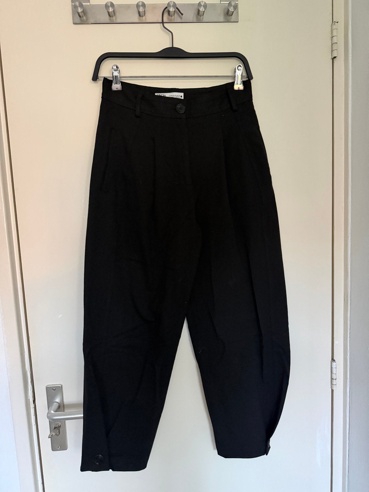 Zara wortel/barrel broek maat XS, Zwart, Ophalen of Verzenden, Maat 34 (XS) of kleiner, Lang