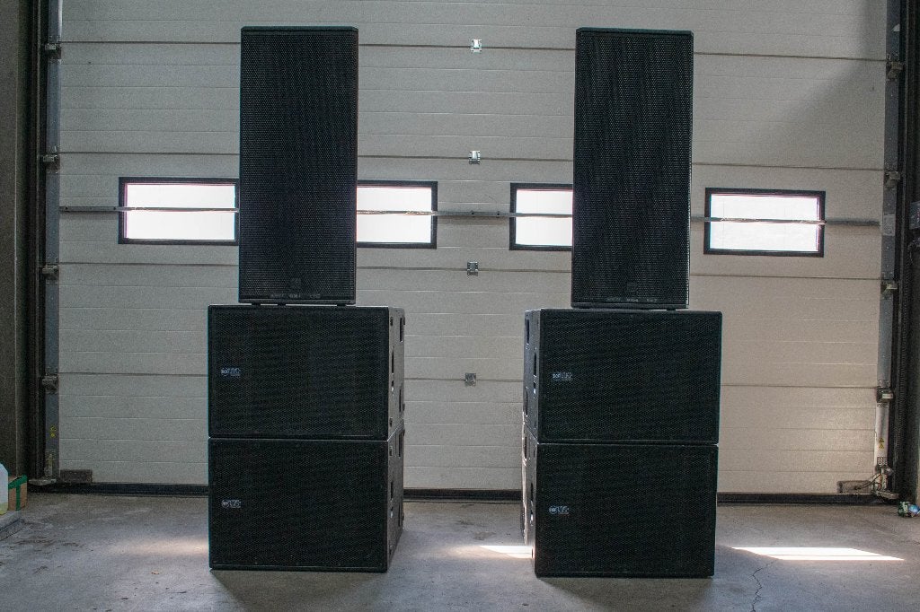 2x rcf nx 935 a + 4x rcf tts 18 a, Ophalen, Zo goed als nieuw, 20 kanalen of meer