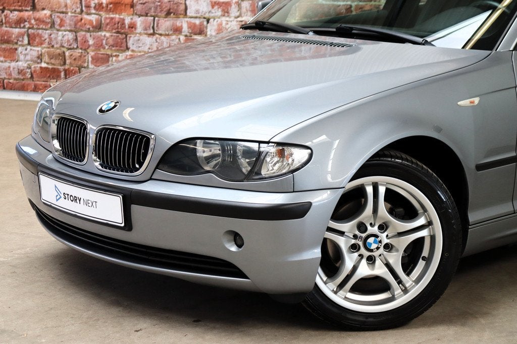 BMW 3 Serie Sedan 318i Special Executive Automaat / Climate, Automaat, Achterwielaandrijving, 680 kg, Bedrijf