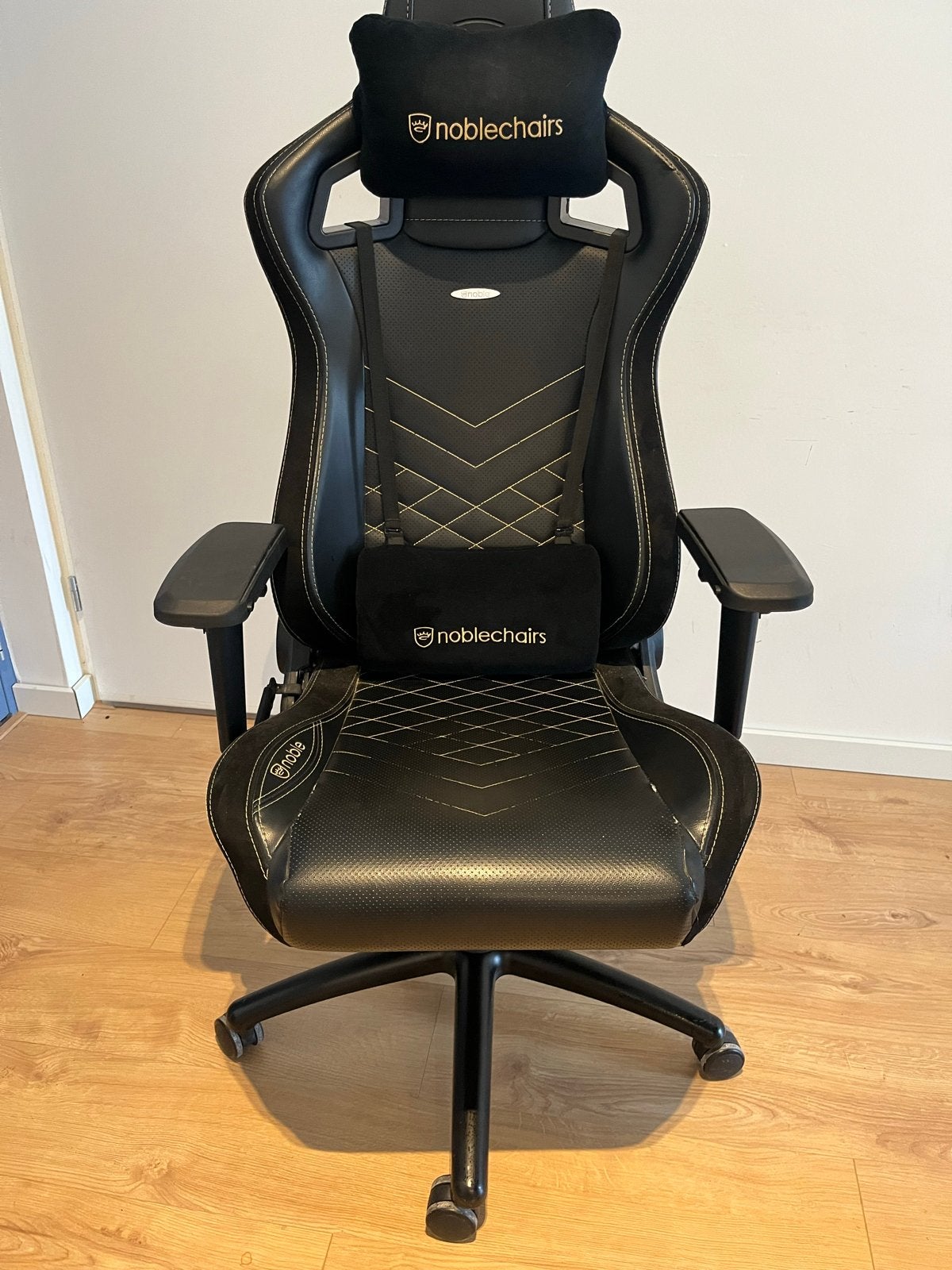 Noblechairs Hero Gaming Stoel - Zwart/Goud (Gebruikt), Ophalen, Gebruikt, Zwart, Gaming bureaustoel