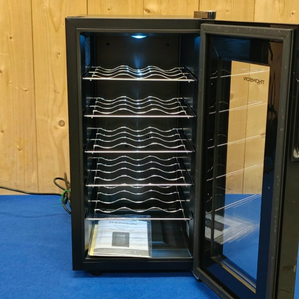 Thomson Koelkast Wijnkoeler Millesime 182 - Nieuw, Flex Ltd., Zo goed als nieuw, https://flex.com/contact-us, Nobelstraat 10, 5807 GA Oostrum LB, Limburg, Nederland