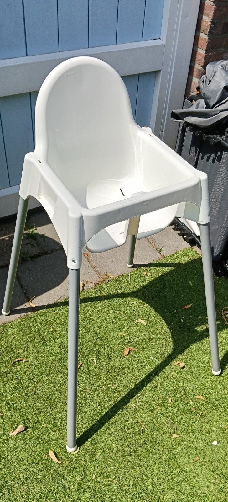 IKEA Antilop kinderstoel met kussen plus reserve hoes, Kinderen en Baby's, Kinderstoelen, Gebruikt, Overige typen, Stoelverkleiner