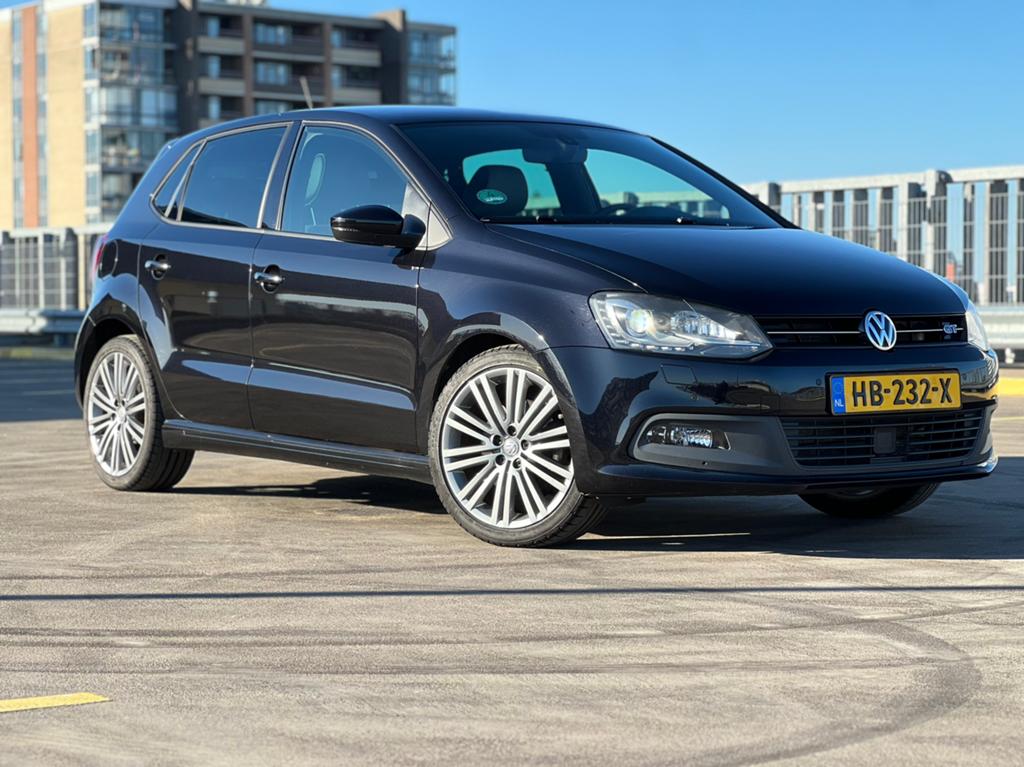 Volkswagen Polo 1.4 TSI 110KW blueGT DSG 2015 GT full distri, 4 cilinders, 610 kg, Origineel Nederlands, Grijs