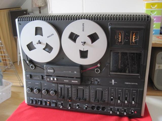 PHILIPS HIFI BANDRECORDER N4515 + STOFKAP EN BAND, Audio, Tv en Foto, Bandrecorders, Ophalen, Bandrecorder, Met banden