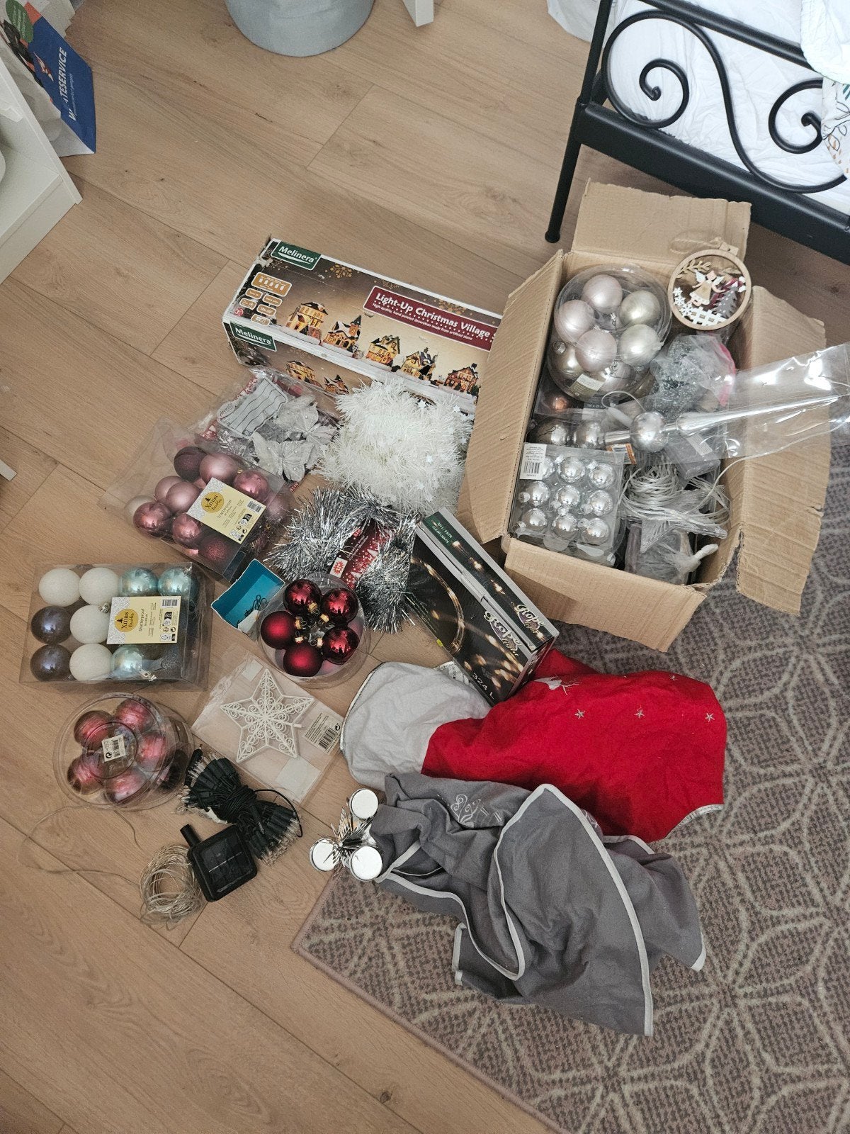 Gratis spullen voor kerst. GRATIS Arnhem de laar oost, Ophalen, Zo goed als nieuw