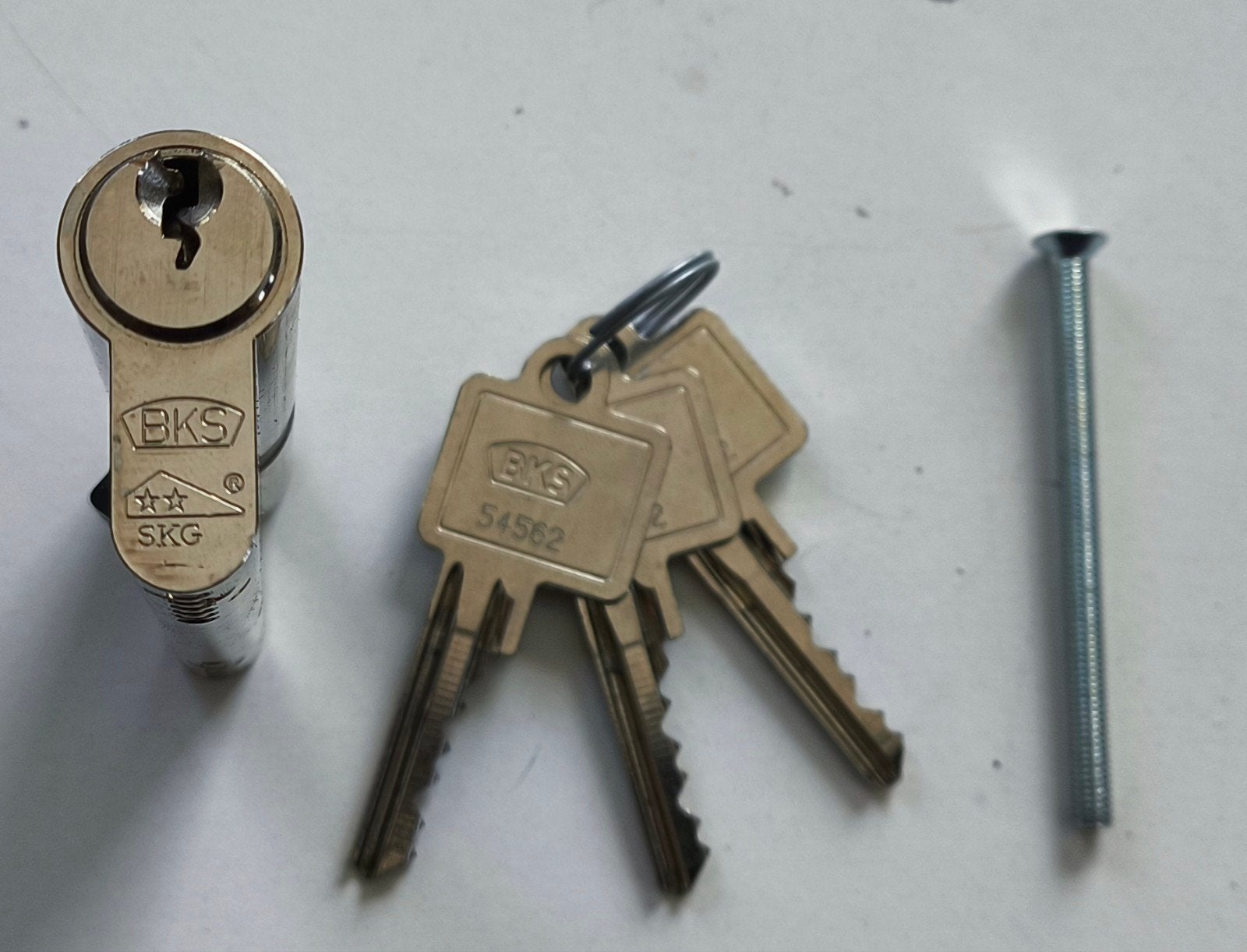 BKS SKG 2* cilinderslot 60/40 mm, 3 sleutels en schroef, Ophalen of Verzenden, Gebruikt, Overige materialen, Slot